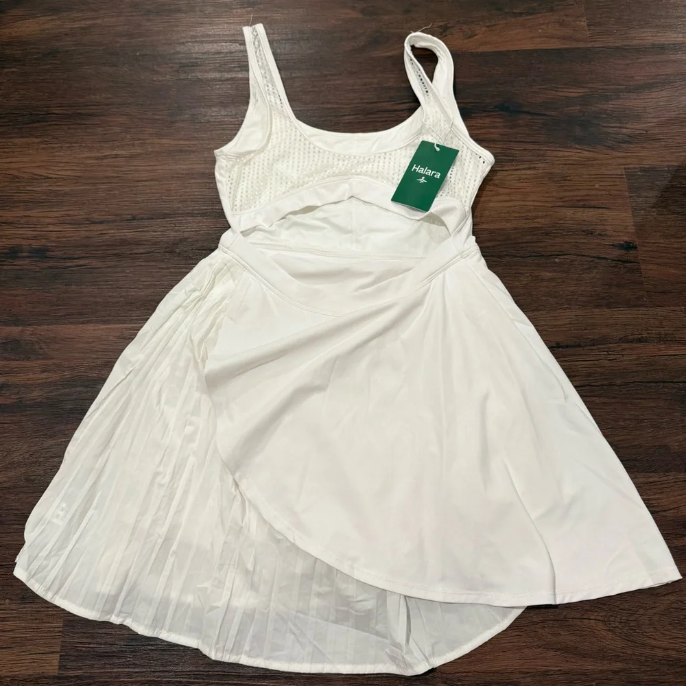 HALARA SoftlyZero™ Airy Cut Out 2-in-1 Pocket Cool Touch Mini Tennis Dress - Picture 2 of 4